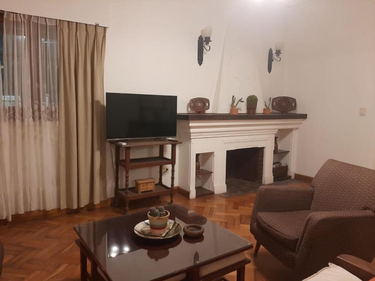 Casa frente al parque San Martín zona residencial Mendoza Exterior foto